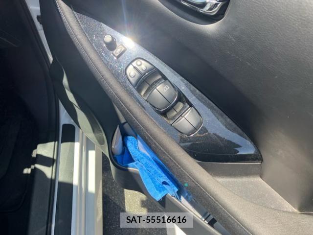 Nissan LEAF 2023-01 7455280-11