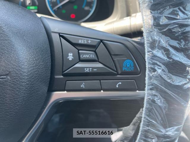 Nissan LEAF 2023-01 7455280-17