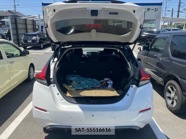 Nissan LEAF 2023-01 7455280-8