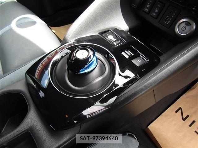 Nissan LEAF 2022-01 7501198-13