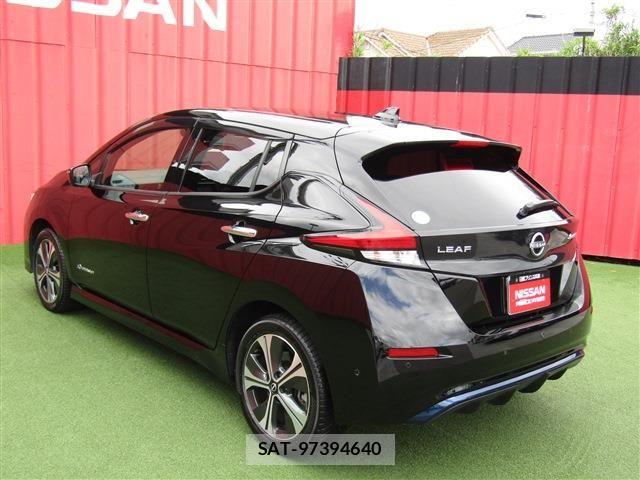 Nissan LEAF 2022-01 7501198-1