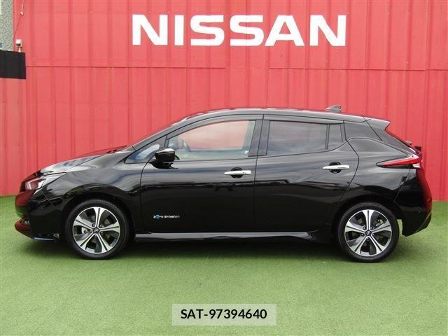 Nissan LEAF 2022-01 7501198-22