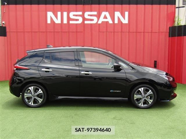 Nissan LEAF 2022-01 7501198-23