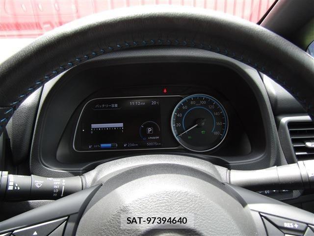 Nissan LEAF 2022-01 7501198-25