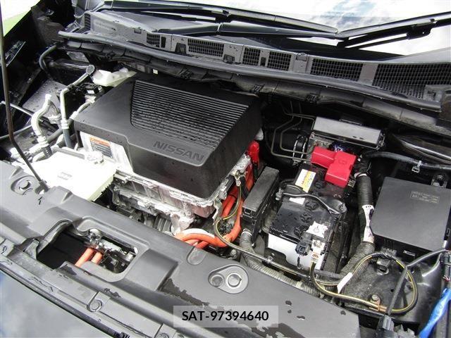 Nissan LEAF 2022-01 7501198-28