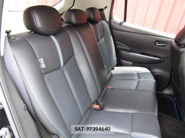 Nissan LEAF 2022-01 7501198-6