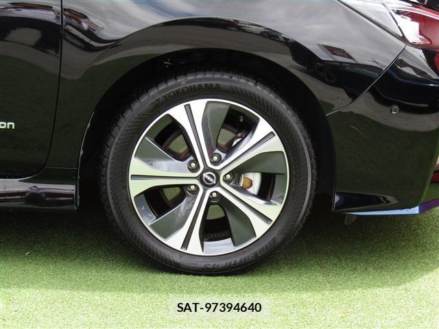 Nissan LEAF 2022-01 7501198-8
