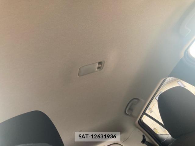 Nissan LEAF 2021-08 7501200-26