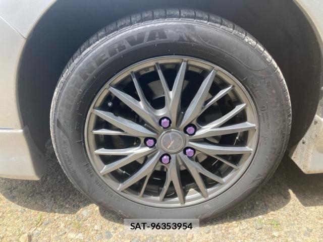 Nissan LEAF 2017-07 7501203-10