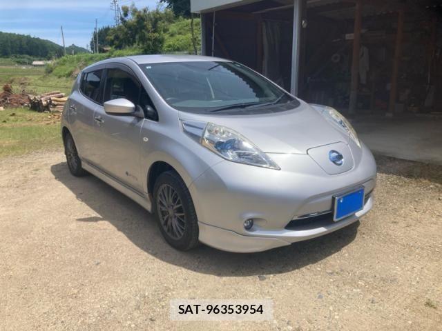 Nissan LEAF 2017-07 7501203-2