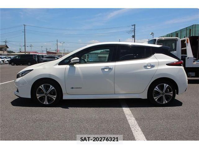 Nissan LEAF 2021-10 7508959-10