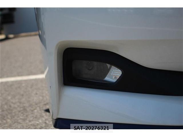 Nissan LEAF 2021-10 7508959-23