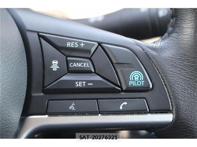 Nissan LEAF 2021-10 7508959-3