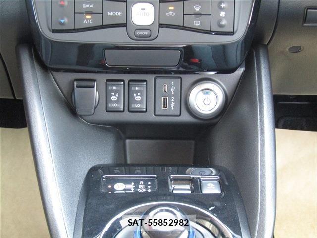 Nissan LEAF 2022-06 7501197-13