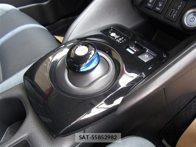 Nissan LEAF 2022-06 7501197-14