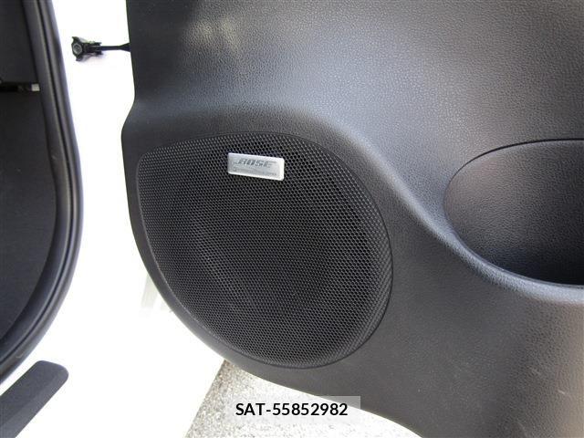 Nissan LEAF 2022-06 7501197-17