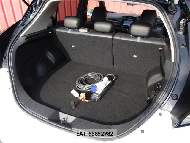 Nissan LEAF 2022-06 7501197-20