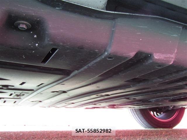Nissan LEAF 2022-06 7501197-21