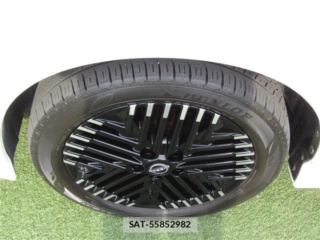 Nissan LEAF 2022-06 7501197-8