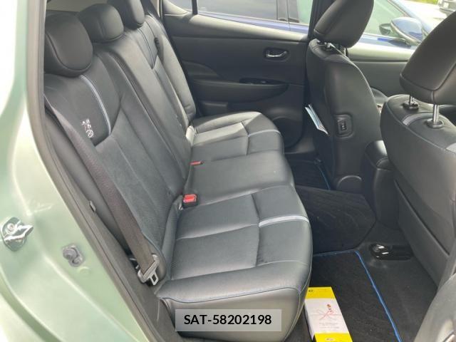 Nissan LEAF 2018-08 7501202-11