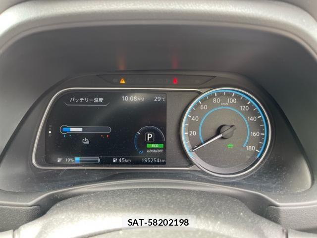 Nissan LEAF 2018-08 7501202-16