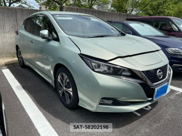 Nissan LEAF 2018-08 7501202-1