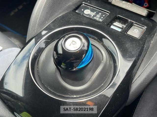 Nissan LEAF 2018-08 7501202-20