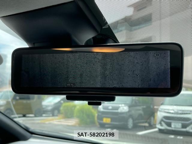 Nissan LEAF 2018-08 7501202-21