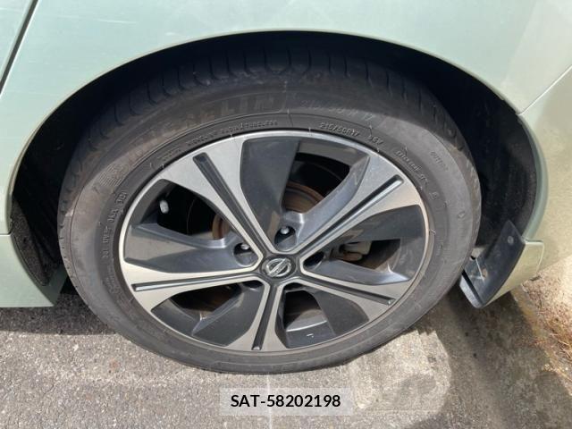 Nissan LEAF 2018-08 7501202-6