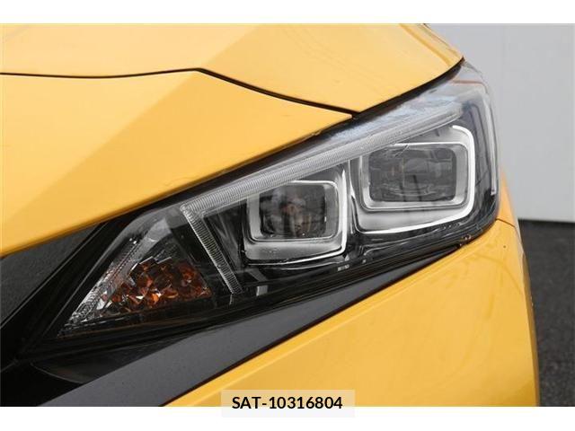 Nissan LEAF 2018-10 7562332-10