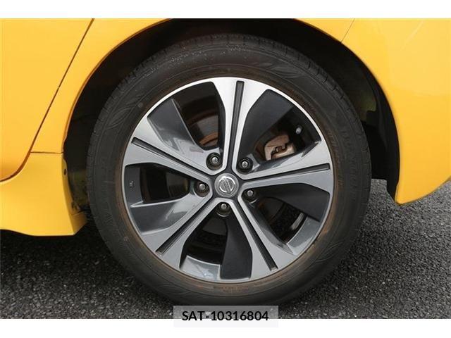 Nissan LEAF 2018-10 7562332-17