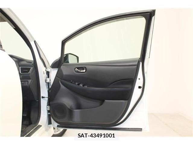 Nissan LEAF 2021-12 7562330-28