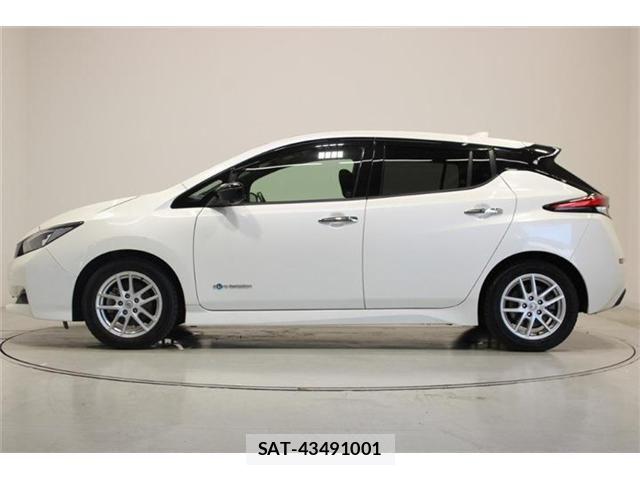 Nissan LEAF 2021-12 7562330-8
