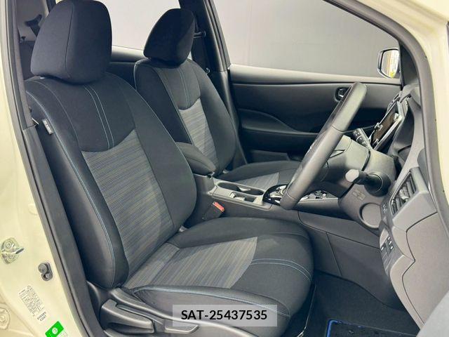 Nissan LEAF 2022-01 7562329-18