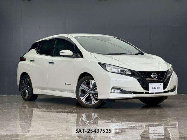 Nissan LEAF 2022-01 7562329-28