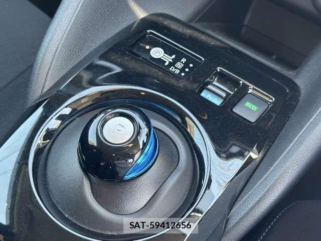 Nissan LEAF 2021-08 7617516-16