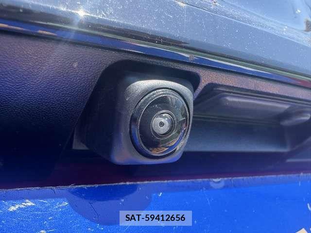 Nissan LEAF 2021-08 7617516-8