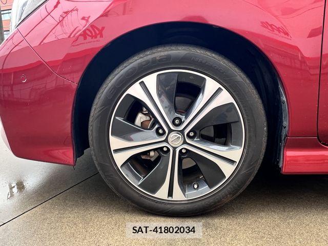 Nissan LEAF 2017-10 7617518-15