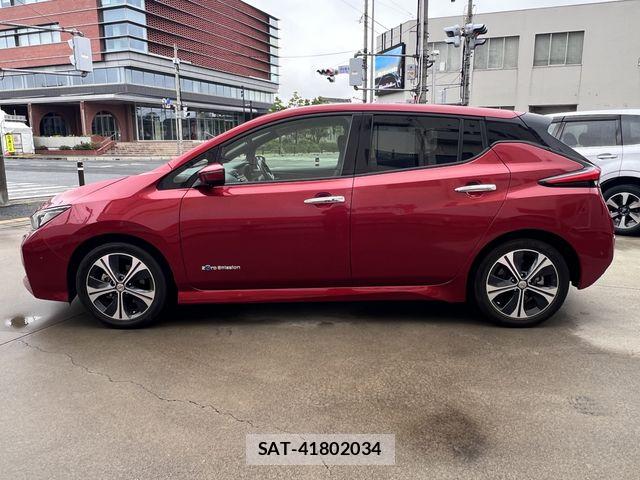 Nissan LEAF 2017-10 7617518-23