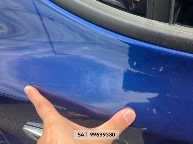 Nissan LEAF 2017-12 7617519-9