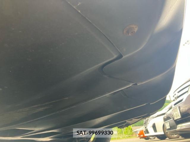 Nissan LEAF 2017-12 7617519-13