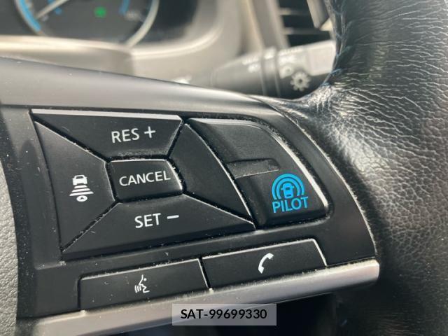 Nissan LEAF 2017-12 7617519-18