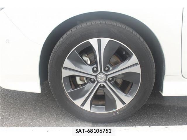 Nissan LEAF 2018-01 7617517-24
