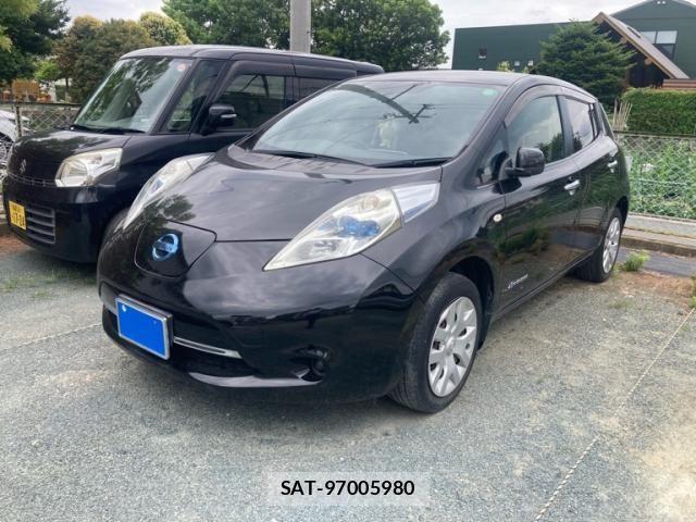 Nissan LEAF 2014-07 7617521-1