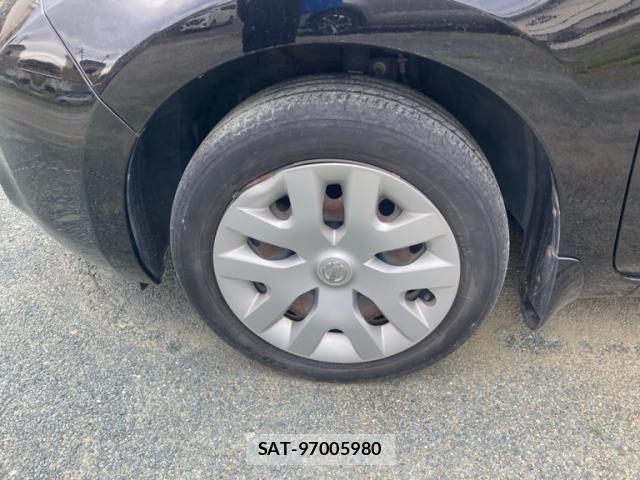 Nissan LEAF 2014-07 7617521-5