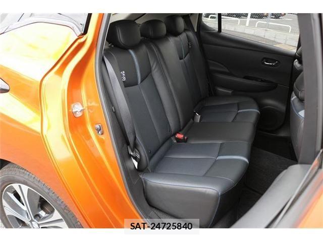 Nissan LEAF 2020-10 7617515-15