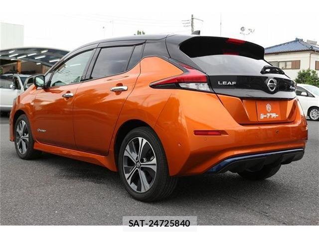 Nissan LEAF 2020-10 7617515-23