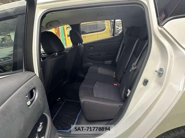 Nissan LEAF 2020-03 7617513-5