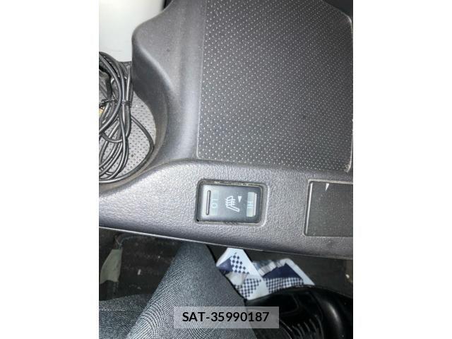 Nissan LEAF 2016-07 7617520-22
