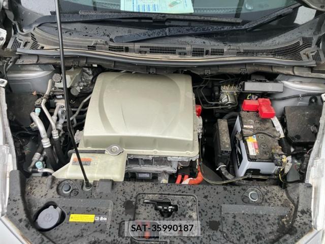 Nissan LEAF 2016-07 7617520-23